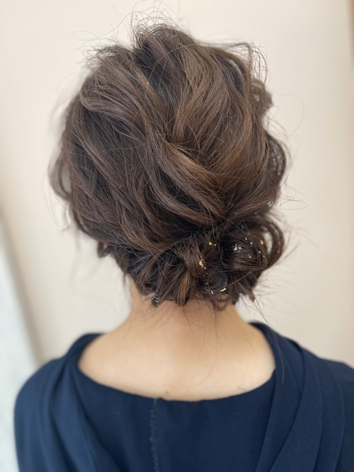 プロの技術のヘアセットで素早く可愛く変身！